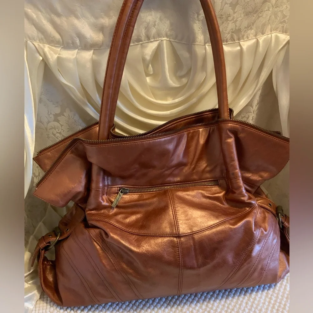JUNOIR DRAKE LEATHER BAG